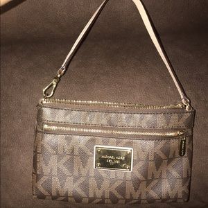 Michael Kors wristlet